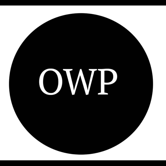 Meet your Posher, Nicole - Picture 1 of 1